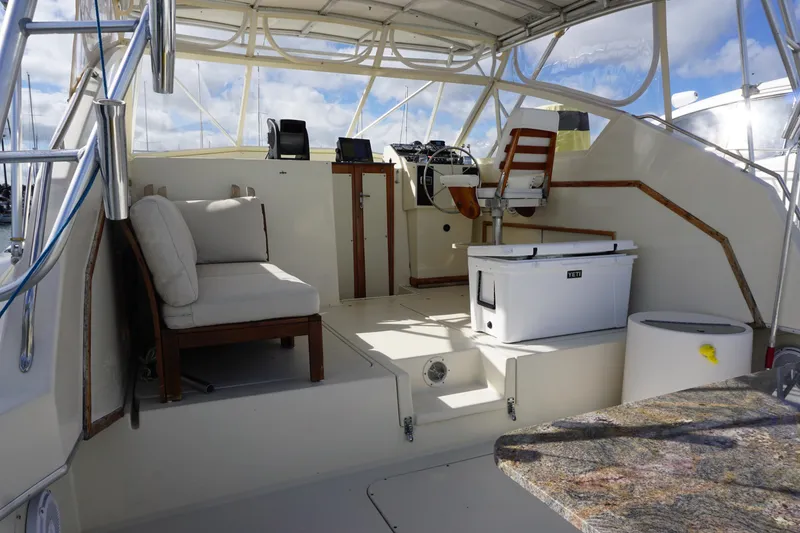 Slide: The Image of Hatteras 36 Convertible 1985 - 30