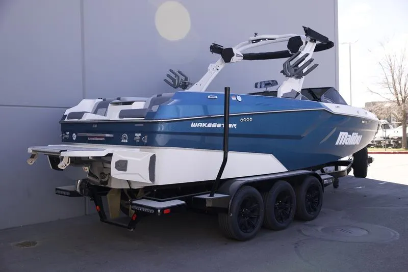 Slide: The Image of Malibu 24 MXZ 2026 - 2