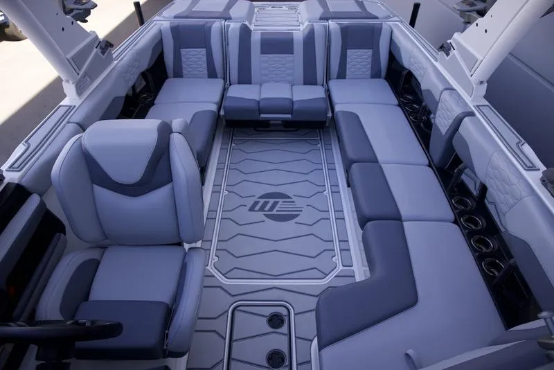 Slide: The Image of Malibu 24 MXZ 2026 - 37