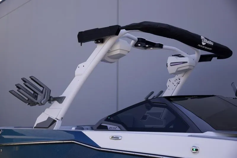 Slide: The Image of Malibu 24 MXZ 2026 - 10
