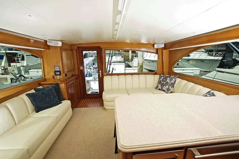 Slide: The Image of Cavileer 48 Convertible 2004 - 15