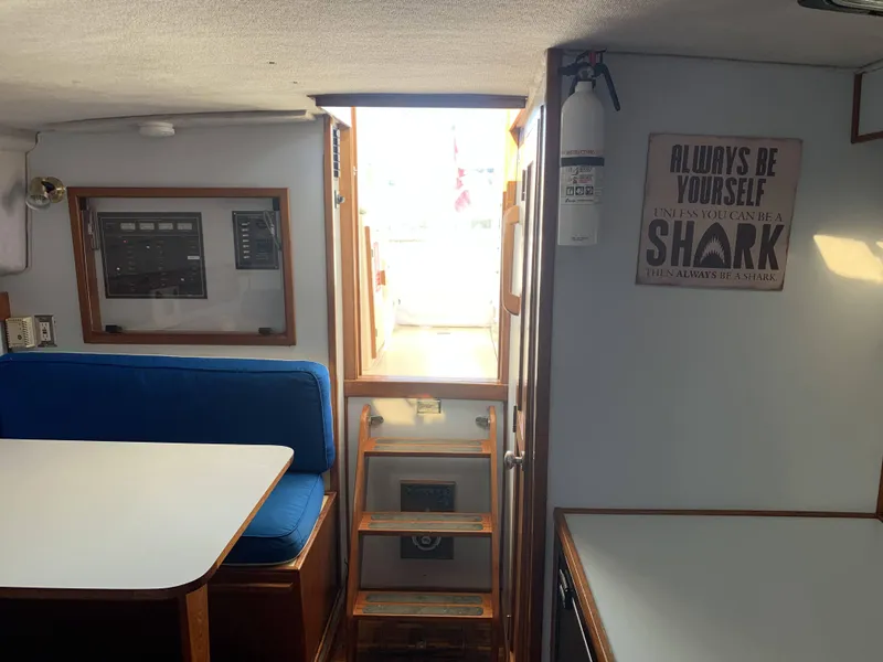 Slide: The Image of Atlantic Sportfish Express 34 1990 - 25