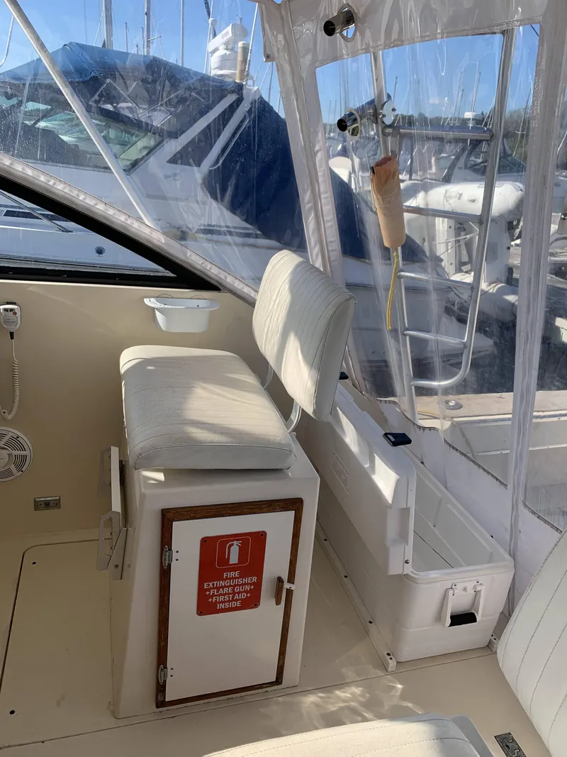 Slide: The Image of Atlantic Sportfish Express 34 1990 - 15