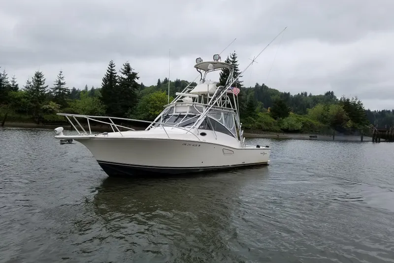 The Image of Albemarle 320 Express Fisherman 2004 - 0