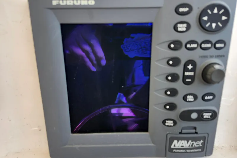 Slide: The Image of Albemarle 320 Express Fisherman 2004 - 5