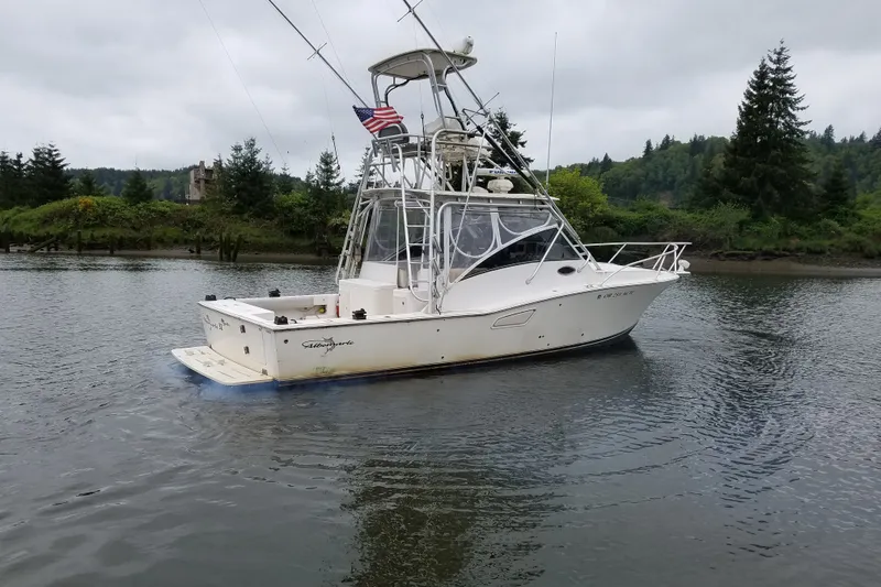 Slide: The Image of Albemarle 320 Express Fisherman 2004 - 33