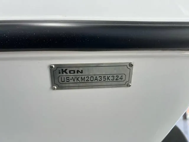 Slide: The Image of Ikon LX20 2024 - 14