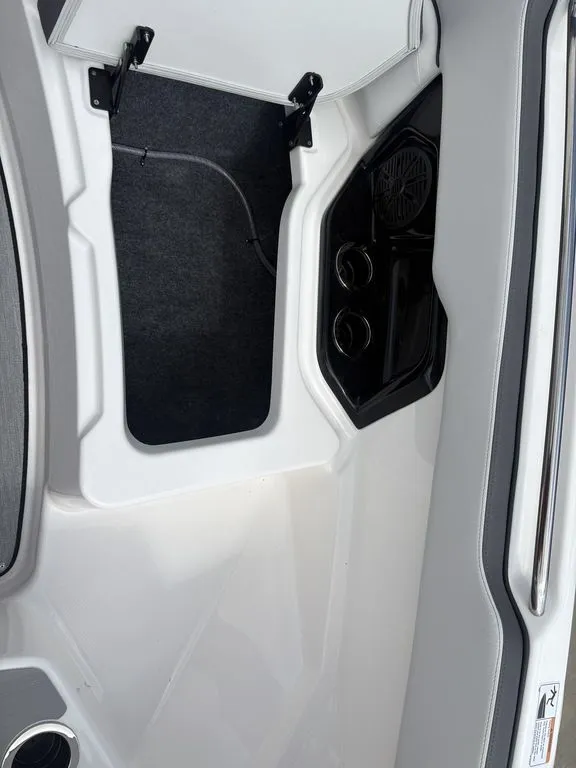 Slide: The Image of Yamaha AR250 2026 - 37