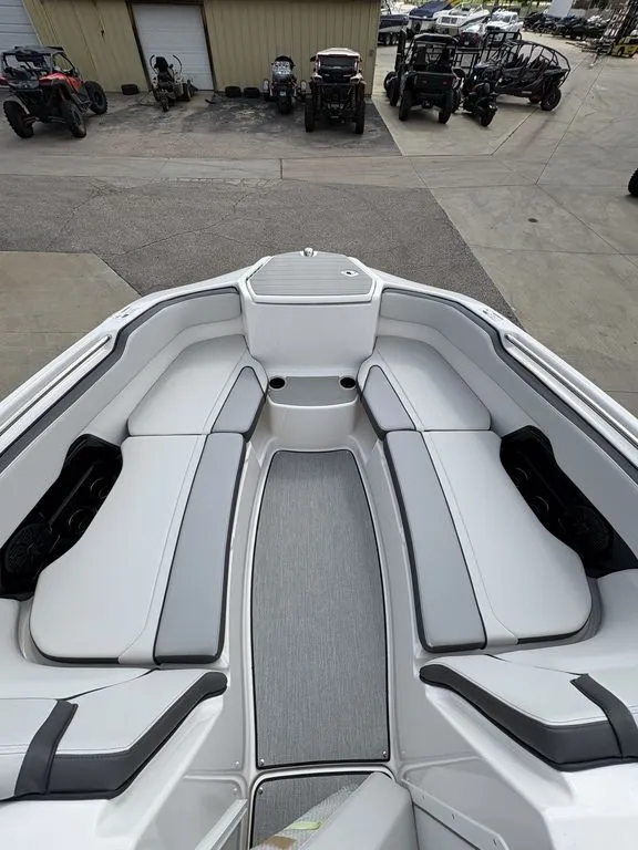 Slide: The Image of Yamaha AR250 2026 - 35