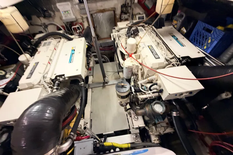 Slide: The Image of Luhrs 36 Open 2003 - 24