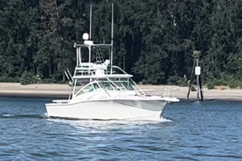 Slide: The Image of Luhrs 36 Open 2003 - 44
