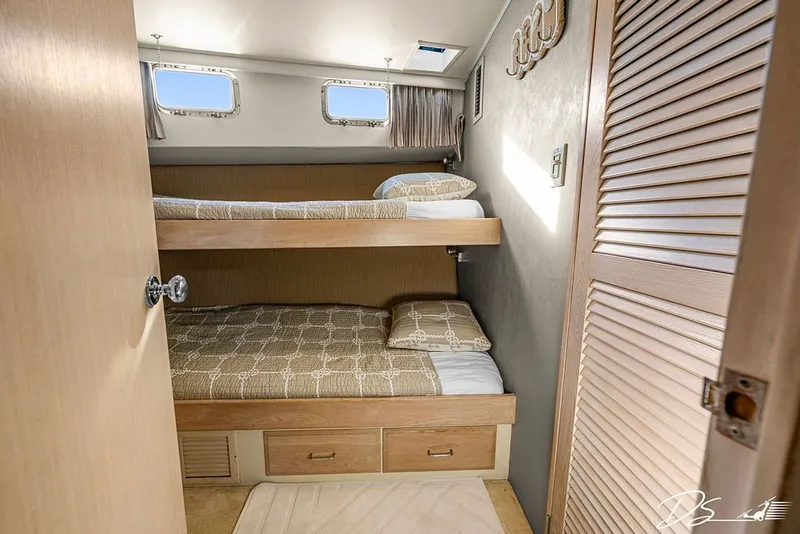 Slide: The Image of Tollycraft 57 Pilothouse Motor Yacht 1993 - 19