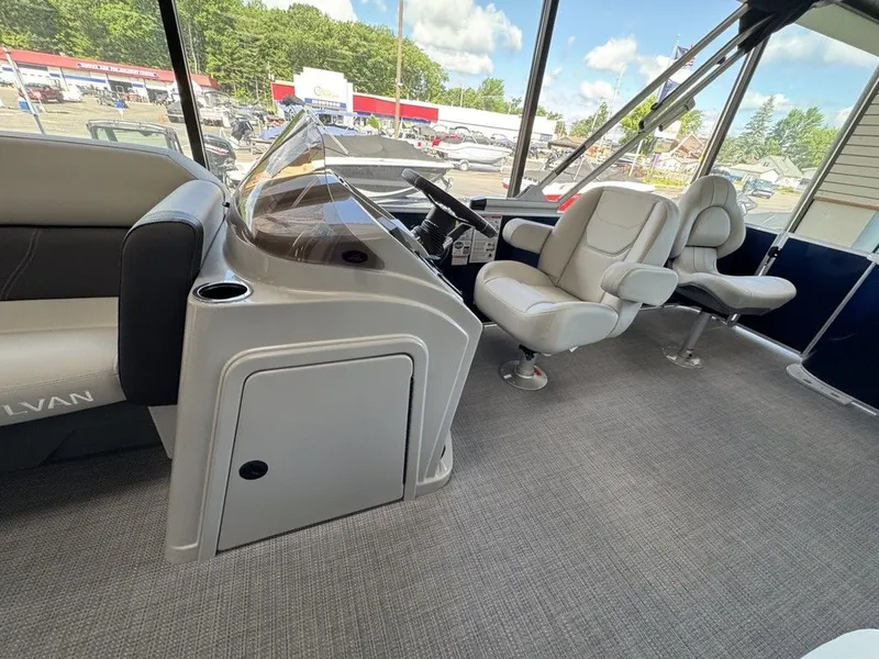 Slide: The Image of Sylvan MIRAGE 8520 PARTY FISH 2026 - 16