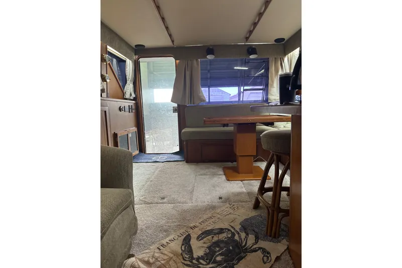 Slide: The Image of Chris-Craft 336 Commander 1988 - 10