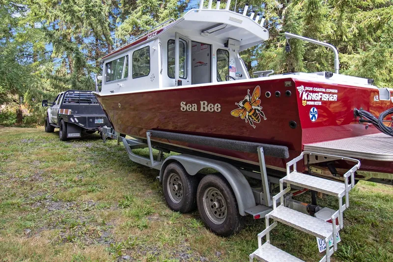 Slide: The Image of Kingfisher 2625 Coastal Express 2021 - 11