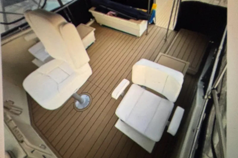 Slide: The Image of Tollycraft 40 Tri-Cabin Motor Yacht 1979 - 7