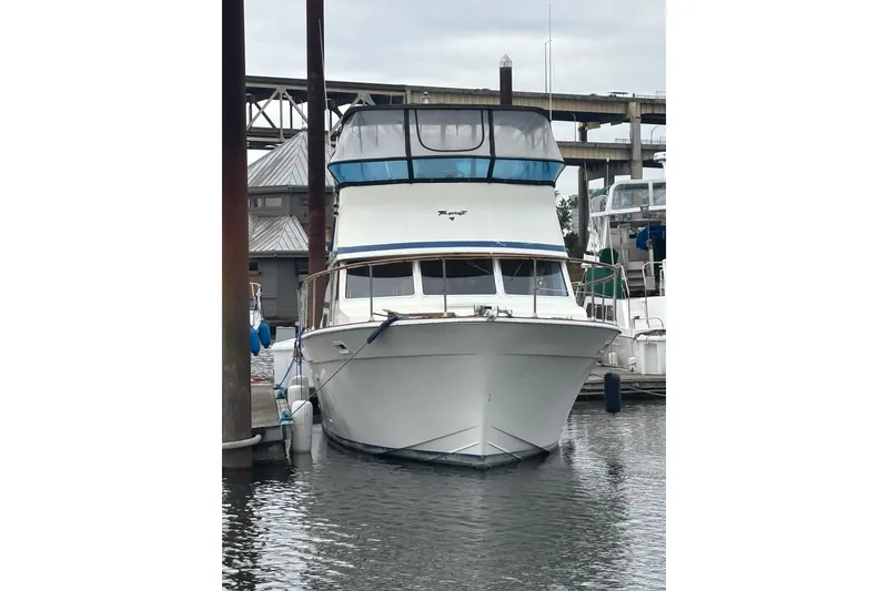 Slide: The Image of Tollycraft 40 Tri-Cabin Motor Yacht 1979 - 12