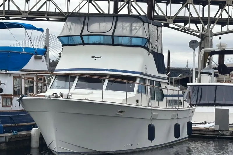 Slide: The Image of Tollycraft 40 Tri-Cabin Motor Yacht 1979 - 10