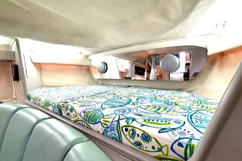 Slide: The Image of Tiara 270 Sport 1992 - 32