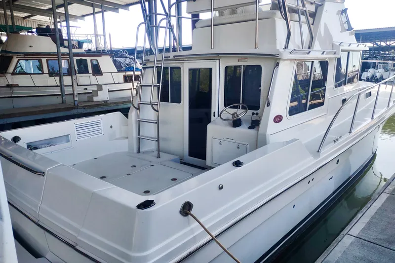 Slide: The Image of Sea Sport Pacific 3200 2003 - 25