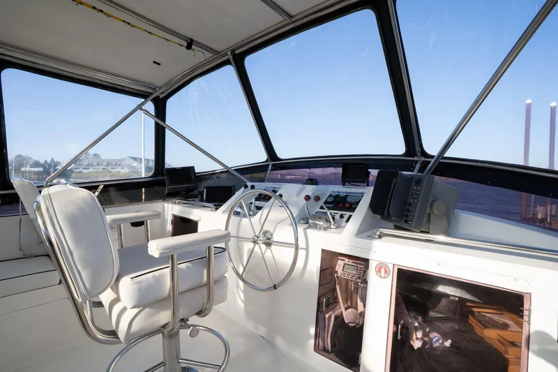 Slide: The Image of Lien Motor Yacht 1991 - 38