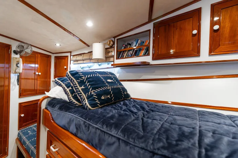 Slide: The Image of De 64 Motoryacht 1965 - 41