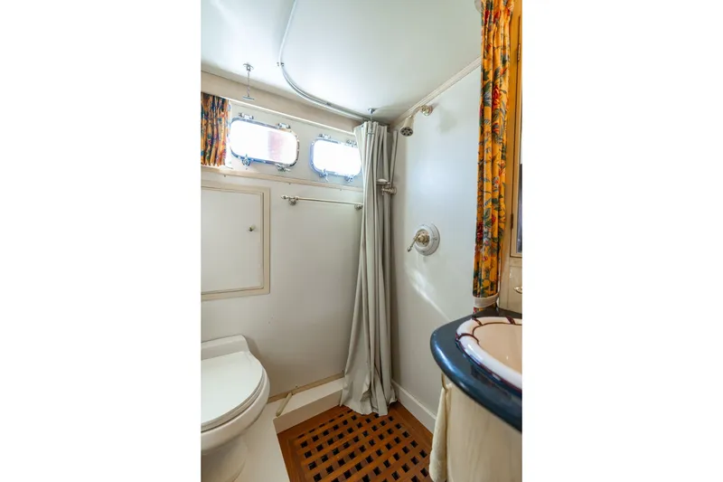 Slide: The Image of De 64 Motoryacht 1965 - 50