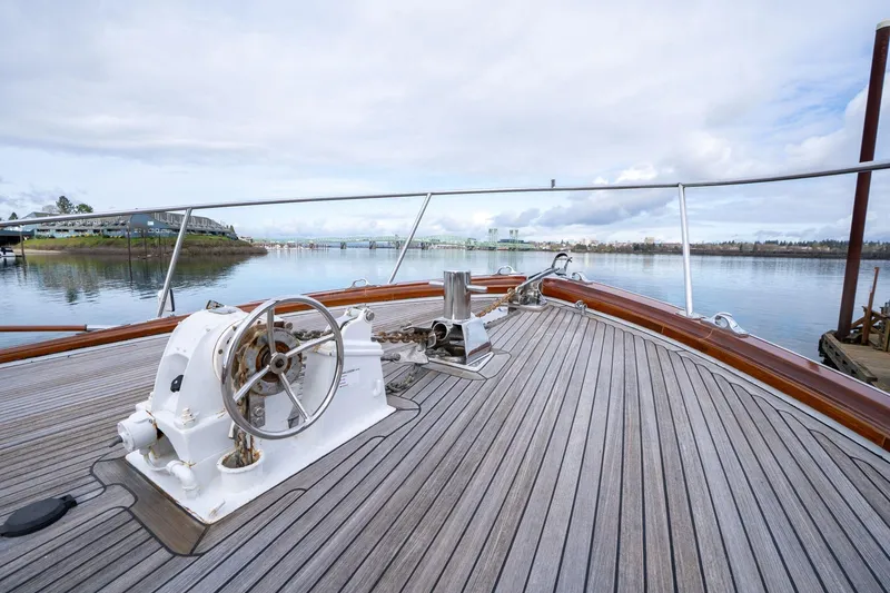 Slide: The Image of De 64 Motoryacht 1965 - 60
