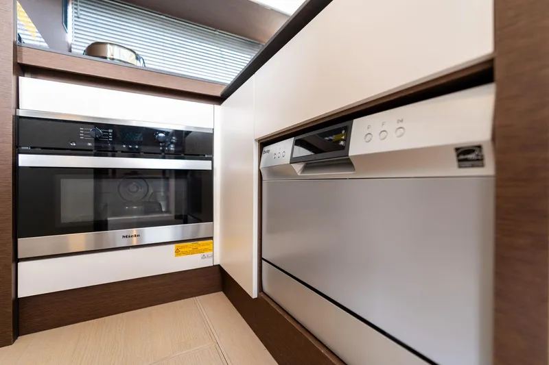 Slide: The Image of Prestige 520 2022 - 21