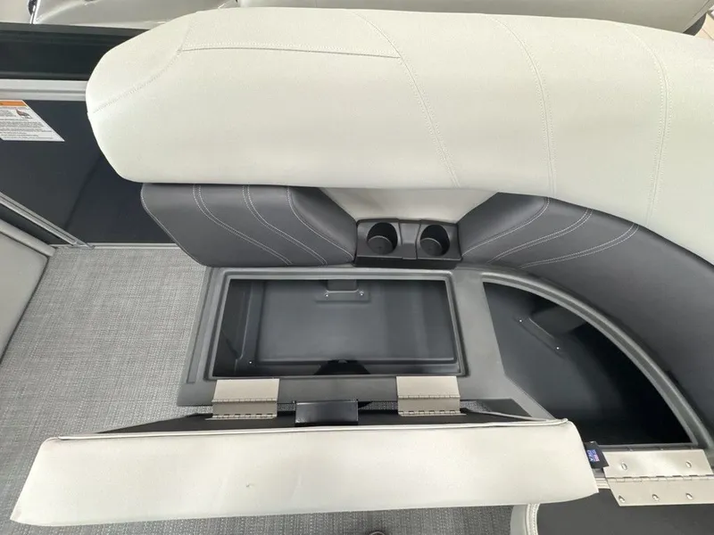 Slide: The Image of Sylvan MIRAGE 8520 CRS 2026 - 23