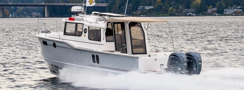 The Image of Ranger Tug R-27 2027 - 0