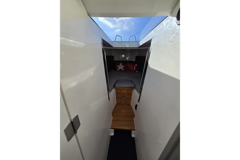 Slide: The Image of XO 270 RS 2016 - 5