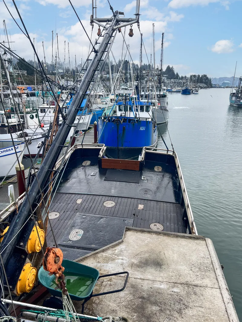 Slide: The Image of Custom Fishing Vessel 1980 - 18