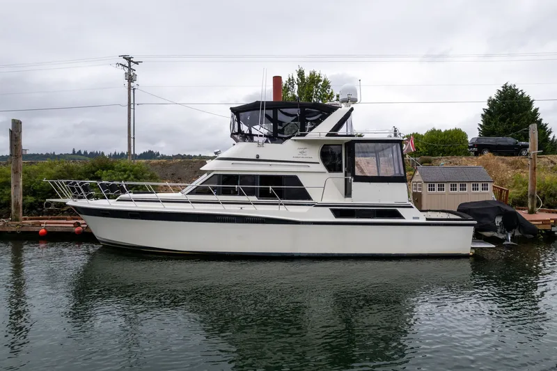 Slide: The Image of Camargue 48 Cockpit Motor Yacht 1988 - 77