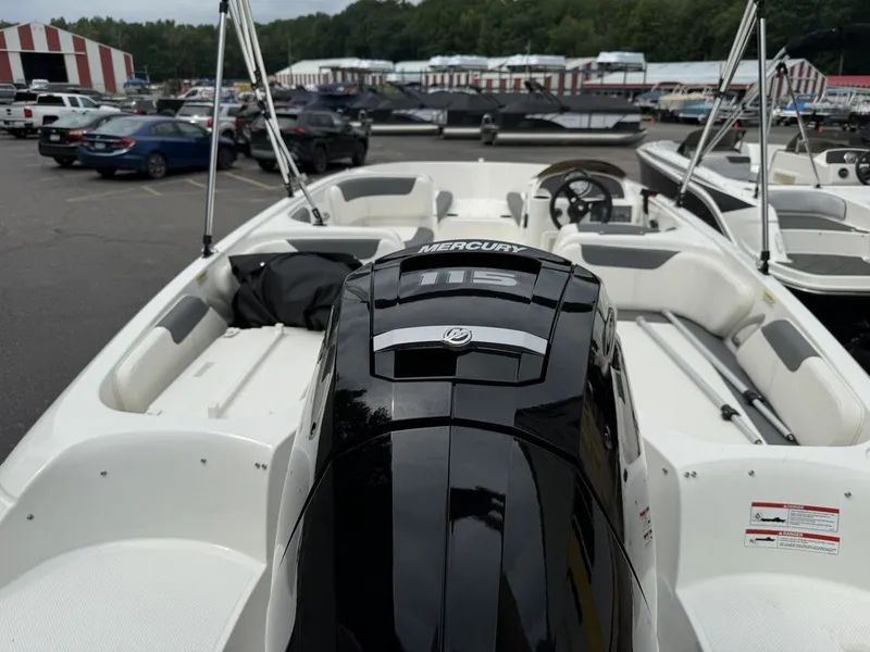 The Image of Bayliner ELEMENT E17 2025 - 0