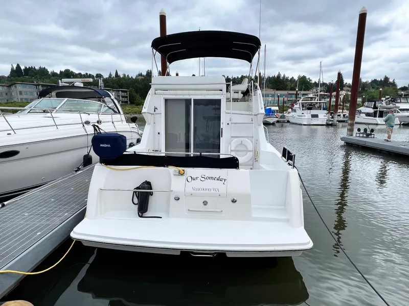 Slide: The Image of Carver Yachts 320 Voyager 1997 - 21