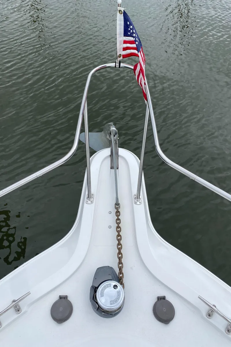 Slide: The Image of Carver Yachts 320 Voyager 1997 - 24
