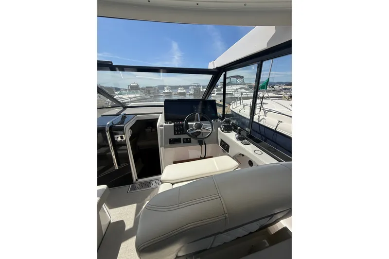 Slide: The Image of Regal 36 Grande Coupe 2021 - 1