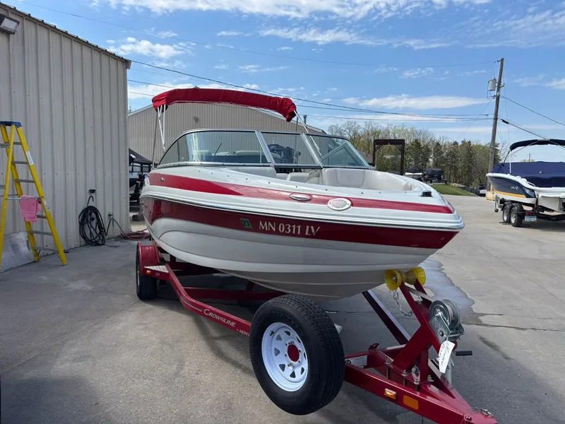Slide: The Image of Crownline Boats 205 SS 2019 - 2