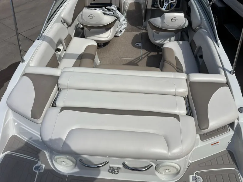 Slide: The Image of Crownline Boats 205 SS 2019 - 5