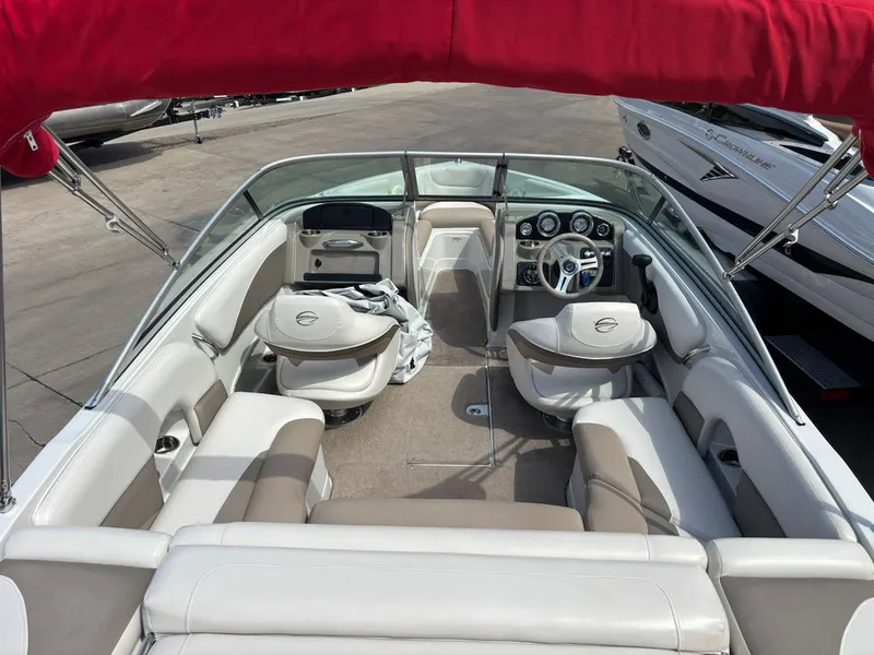 Slide: The Image of Crownline Boats 205 SS 2019 - 6