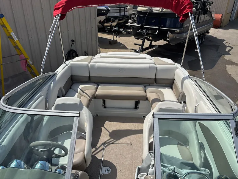 Slide: The Image of Crownline Boats 205 SS 2019 - 15