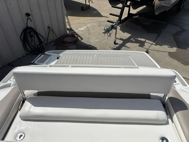 Slide: The Image of Crownline Boats 205 SS 2019 - 7