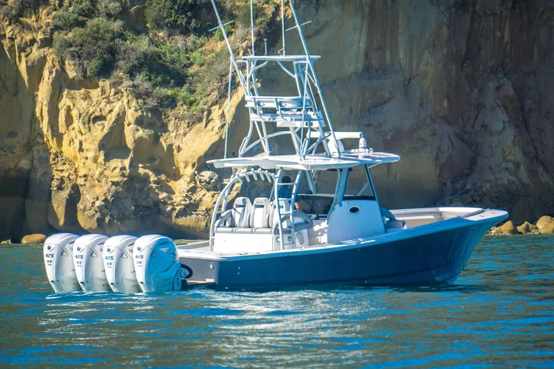 The Image of Regulator Marine 41 2019 - 0