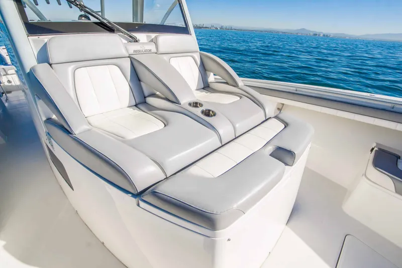 Slide: The Image of Regulator Marine 41 2019 - 7