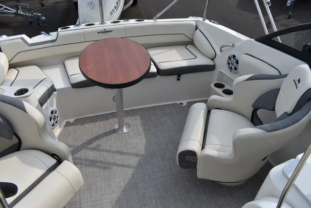 Slide: The Image of Stingray 201DC 2024 - 52
