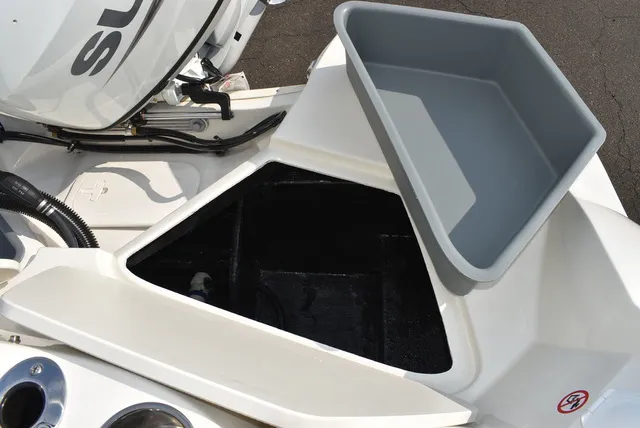 Slide: The Image of Stingray 201DC 2024 - 31