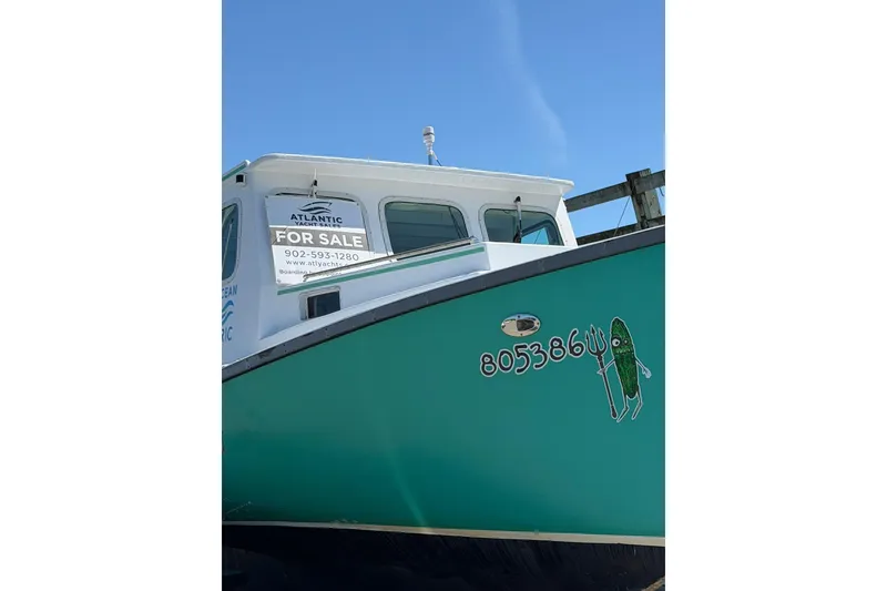 Slide: The Image of Custom Cape Islander 1984 - 50