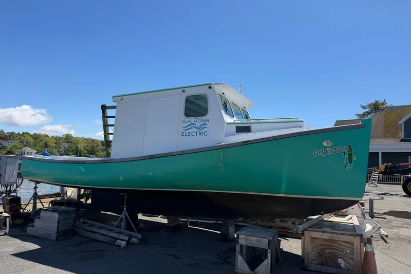 Slide: The Image of Custom Cape Islander 1984 - 1