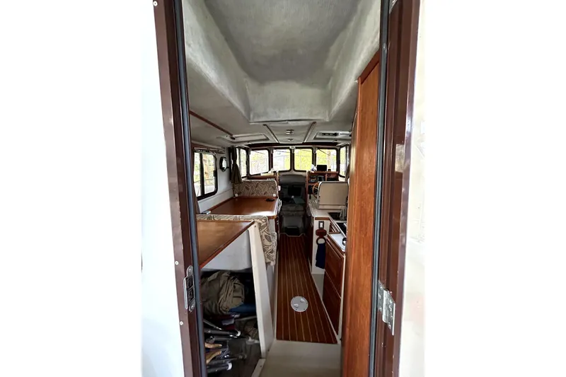 Slide: The Image of Ranger Tug R-25 2008 - 10